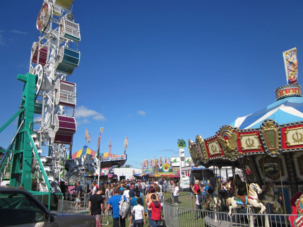 Ayer's Cliff Quebec fair agriculture